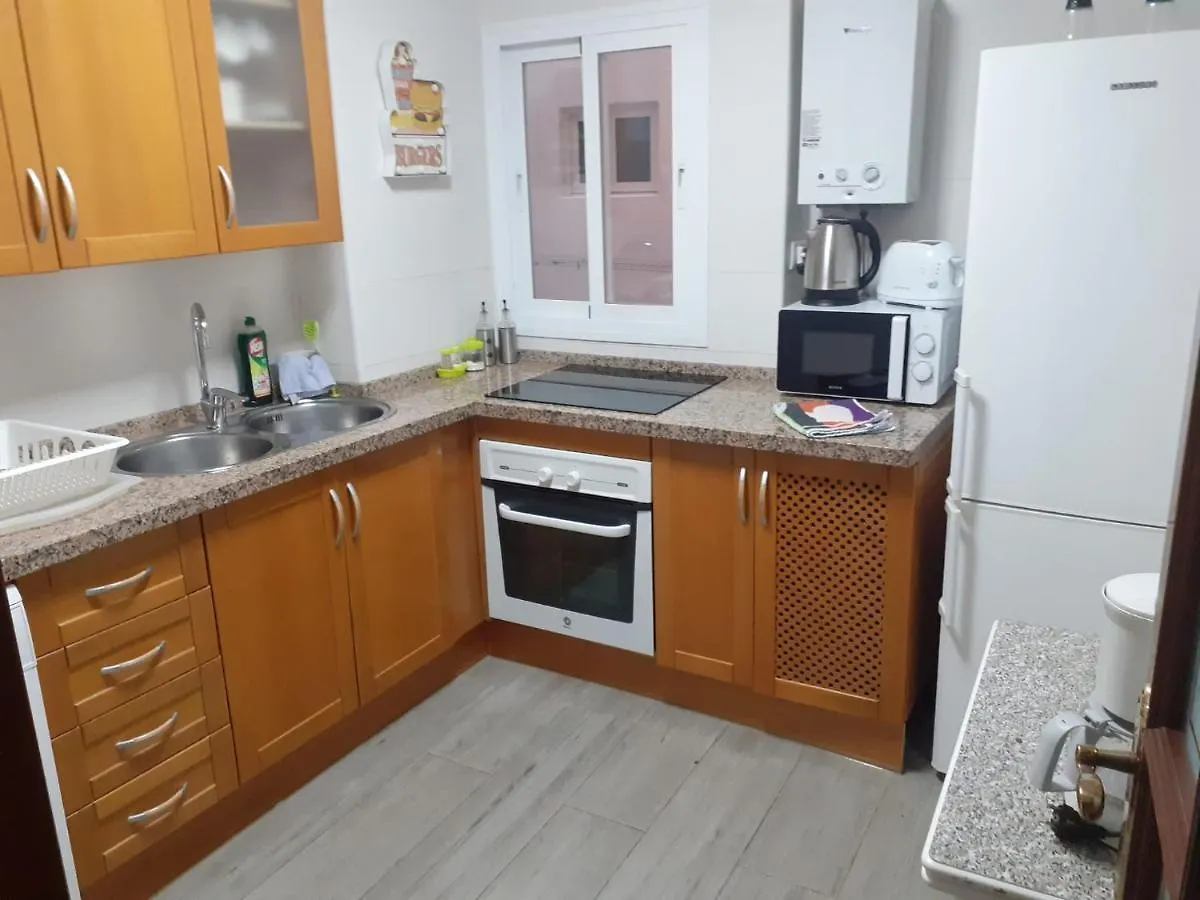 piso primera linea de playa en fuengirola recien reformado Apartamento 0*,  España