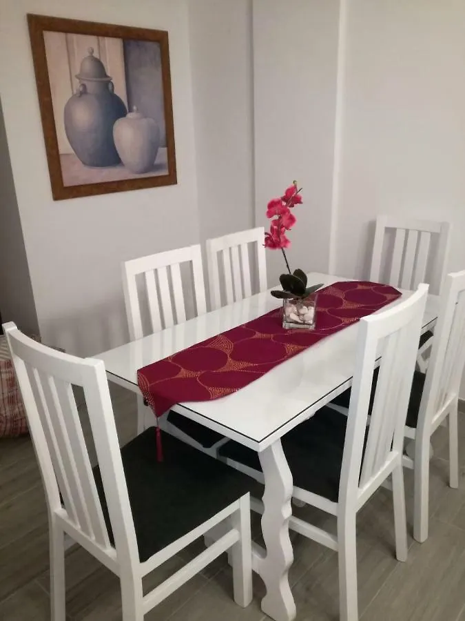 Piso Primera Linea De Playa En Fuengirola Recien Reformadoアパートメント アパート