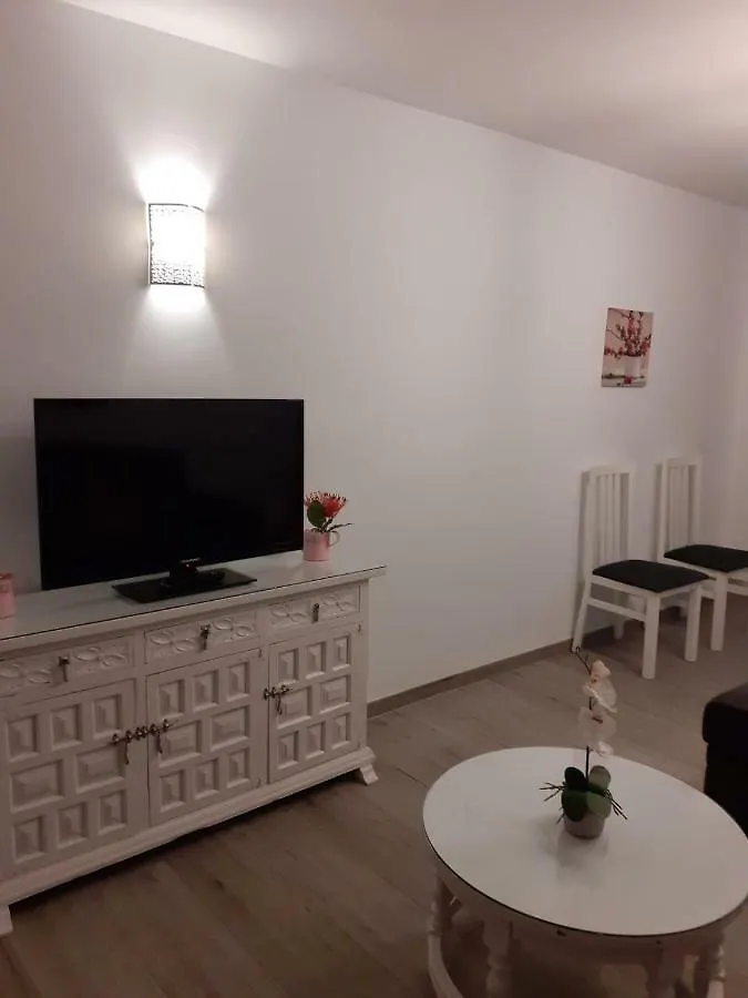 アパート Piso Primera Linea De Playa En Fuengirola Recien Reformadoアパートメント